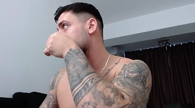  DylanGreen online show from 8, 2, 2025