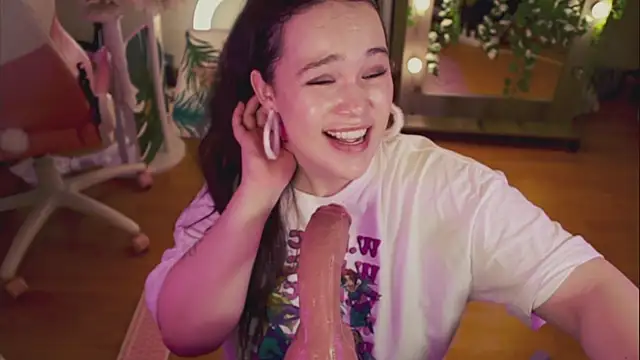 Chery Lady22 online show from 5, 3, 2025