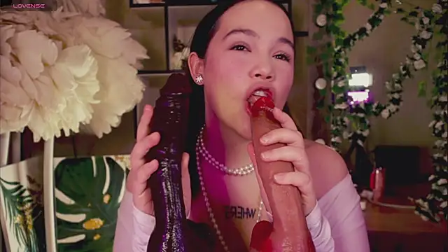 Chery Lady22 online show from 15, 3, 2025