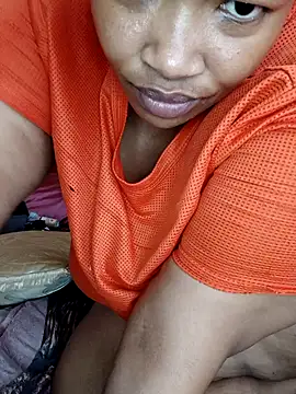 Snapshot of iamSunflower900 chatting on 8, 5, 2026 iamSunflower900 online show from 8, 5, 2026