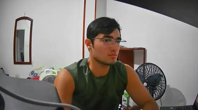 Snapshot of lechero226 chatting on 4, 2, 2025 lechero226 online show from 4, 2, 2025