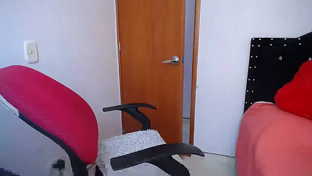 Ursulawhite69 online show from 8, 2, 2025