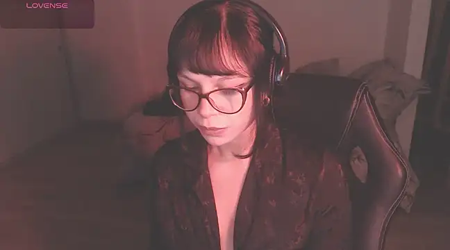 Snapshot of modjo_ chatting on 5, 1, 2025 modjo  online show from 5, 1, 2025