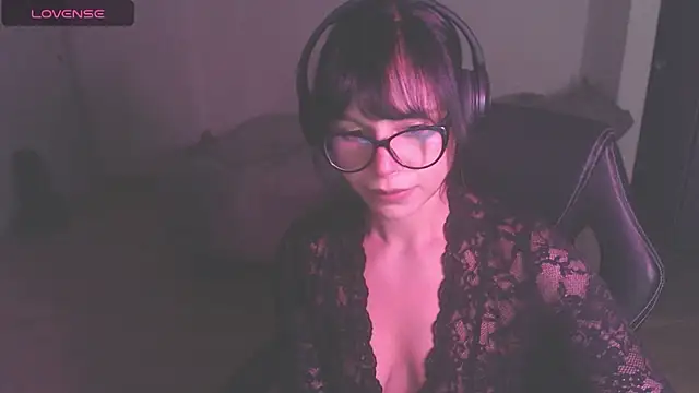 Snapshot of modjo_ chatting on 10, 10, 2025 modjo  online show from 10, 10, 2025