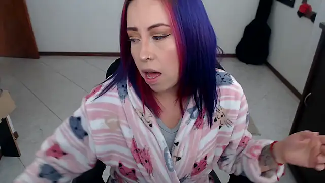 Snapshot of charlottezoe15 chatting on 18, 2, 2026 charlottezoe15 online show from 18, 2, 2026