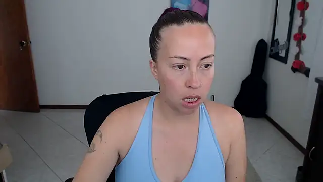 Snapshot of charlottezoe15 chatting on 20, 2, 2026 charlottezoe15 online show from 20, 2, 2026