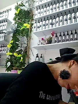 LunaZambrano online show from 6, 3, 2025