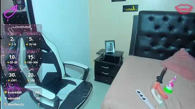 mila katts online show from 15, 2, 2025