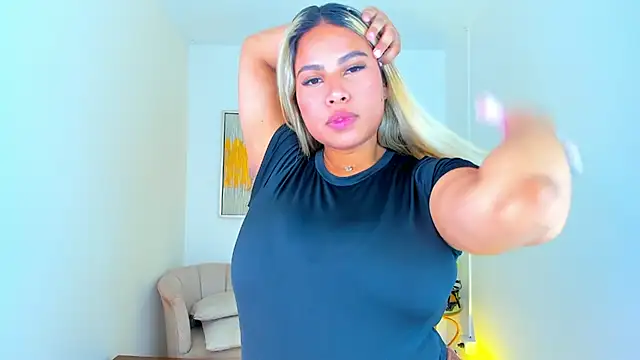 Snapshot of Carlota_peach chatting on 12, 2, 2025 Carlota peach online show from 12, 2, 2025