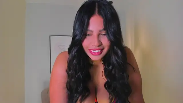 Snapshot of Carlota_peach chatting on 31, 10, 2025 Carlota peach online show from 31, 10, 2025