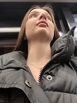 KrisMagnoly online show from 9, 4, 2026