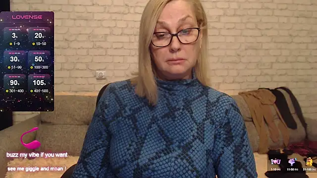 IlariaCetoi online show from 12, 3, 2025