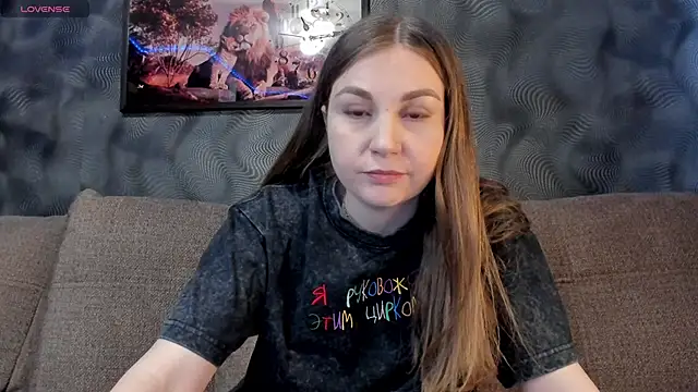 CassieMils online show from 22, 2, 2025