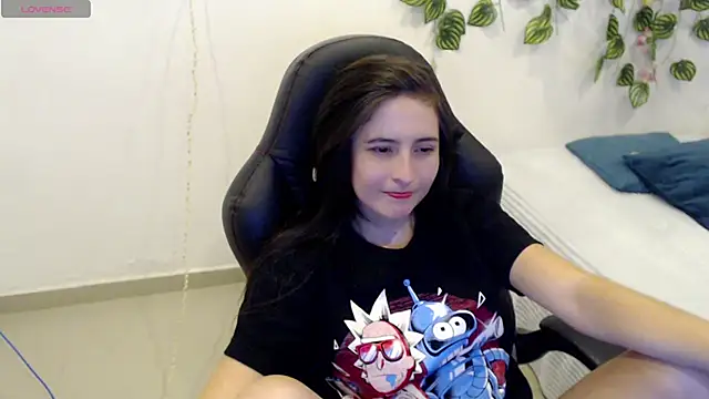 tania sweet   online show from 10, 1, 2025