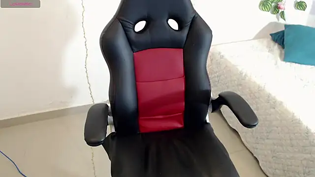 tania sweet   online show from 28, 2, 2025