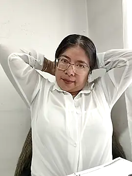 Snapshot of __valentina18 chatting on 19, 1, 2026 valentina18 online show from 19, 1, 2026