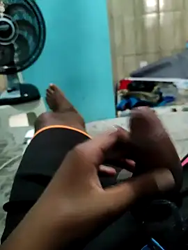 Snapshot of Arthu2r chatting on 3, 12, 2024 Arthu2r online show from 3, 12, 2024