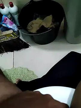 Snapshot of Arthu2r chatting on 7, 2, 2025 Arthu2r online show from 7, 2, 2025