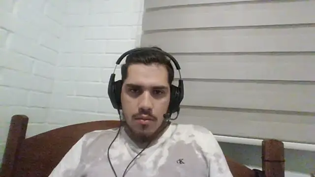 hung weeb online show from 4, 12, 2024