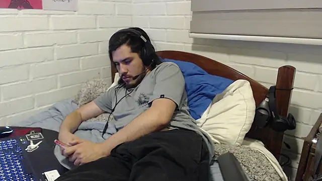 hung weeb online show from 19, 12, 2024