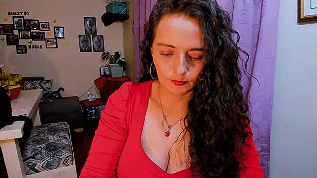 emma luxy online show from 3, 2, 2026