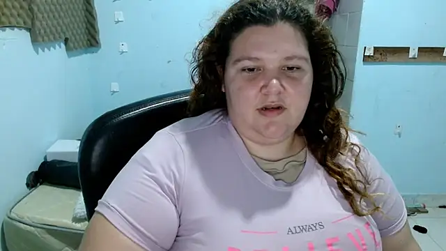 squirt322bbw online show from 23, 10, 2025