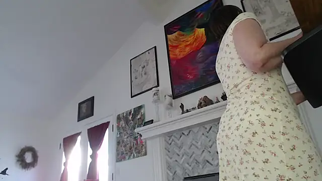 AuroraWillows online show from 11, 3, 2025