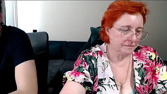 Snapshot of JoannaAndNeighbour chatting on 3, 2, 2026 JoannaAndNeighbour online show from 3, 2, 2026