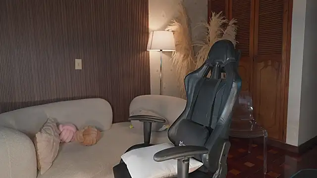 Snapshot of KateOwens chatting on 20, 3, 2026 KateOwens online show from 20, 3, 2026