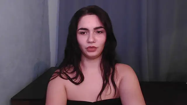 Snapshot of HannahMeid chatting on 7, 12, 2024 HannahMeid online show from 7, 12, 2024