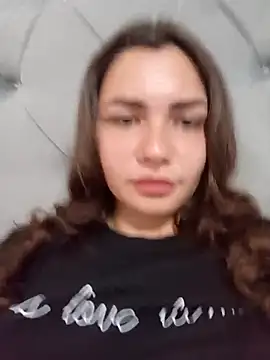 Snapshot of HannahMeid chatting on 17, 9, 2025 HannahMeid online show from 17, 9, 2025