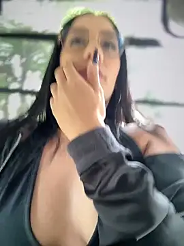   IRIS   online show from 8, 10, 2025