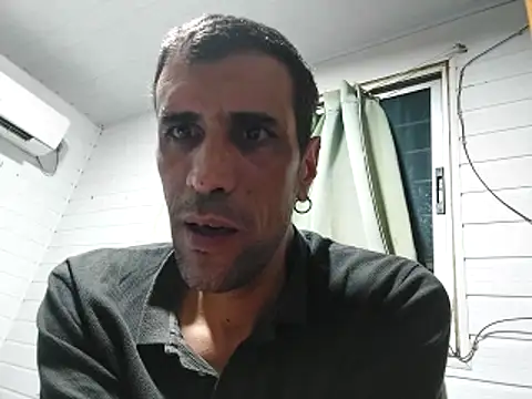 Hotcasados69 online show from 1, 3, 2026