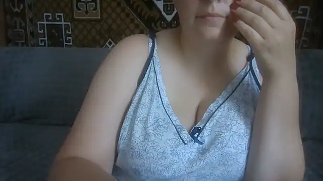 Snapshot of Diana_Britt chatting on 4, 7, 2026 Diana Britt online show from 4, 7, 2026