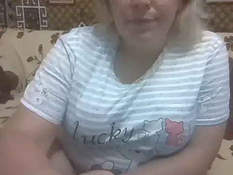 Snapshot of Diana_Britt chatting on 28, 7, 2026 Diana Britt online show from 28, 7, 2026