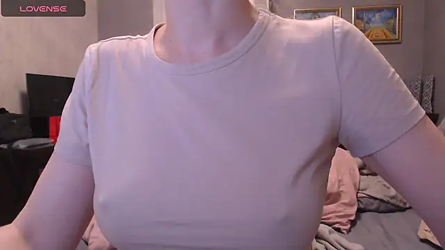 BlondieStar online show from 1, 11, 2025