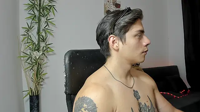 Giordano Russo online show from 12, 1, 2025