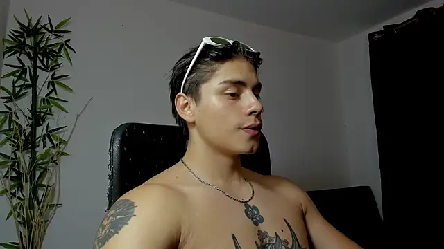 Giordano Russo online show from 15, 2, 2025