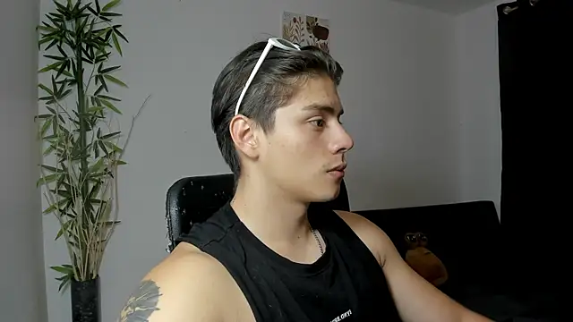 Giordano Russo online show from 18, 2, 2025