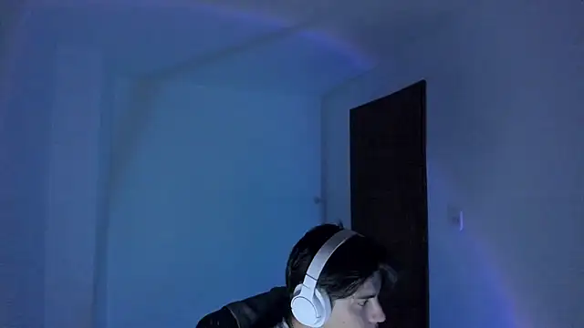 Giordano Russo online show from 8, 10, 2025