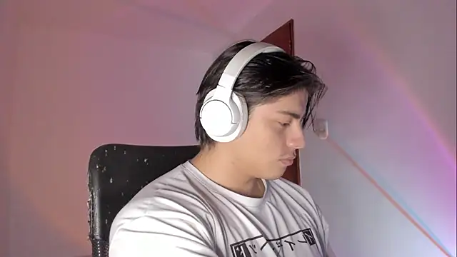 Giordano Russo online show from 11, 4, 2026