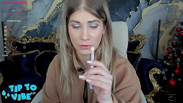 Snapshot of CassandraGood chatting on 5, 1, 2025 CassandraGood online show from 5, 1, 2025