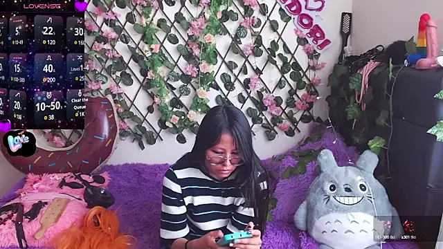 MidoriQuiinn online show from 27, 1, 2025