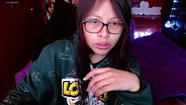 MidoriQuiinn online show from 25, 2, 2026