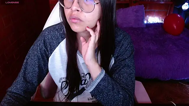 MidoriQuiinn online show from 14, 4, 2026