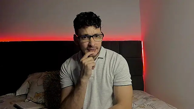 alejandro  2 online show from 8, 9, 2025