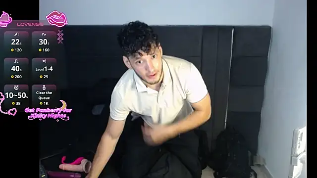 alejandro  2 online show from 8, 4, 2026