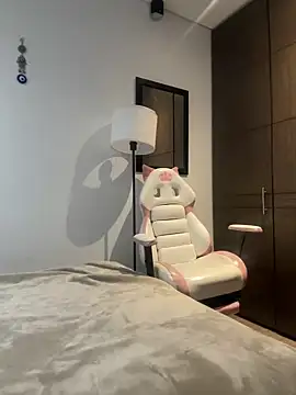 oriana zoeee online show from 12, 12, 2024