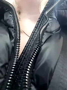 Arina smiles online show from 9, 2, 2025