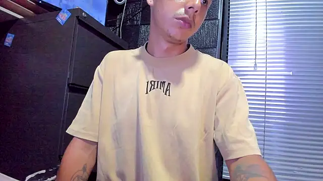 Snapshot of boy_bigcock24cm chatting on 18, 7, 2026 boy bigcock24cm online show from 18, 7, 2026